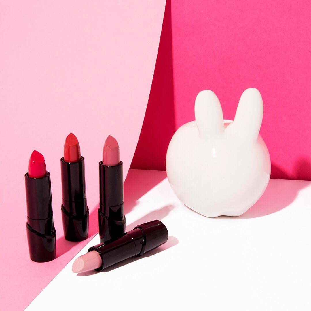 wet n wild Silk Finish Lipstick| Hydrating Lip Color| Rich Buildable Color| Dark Pink Frost - Image 9